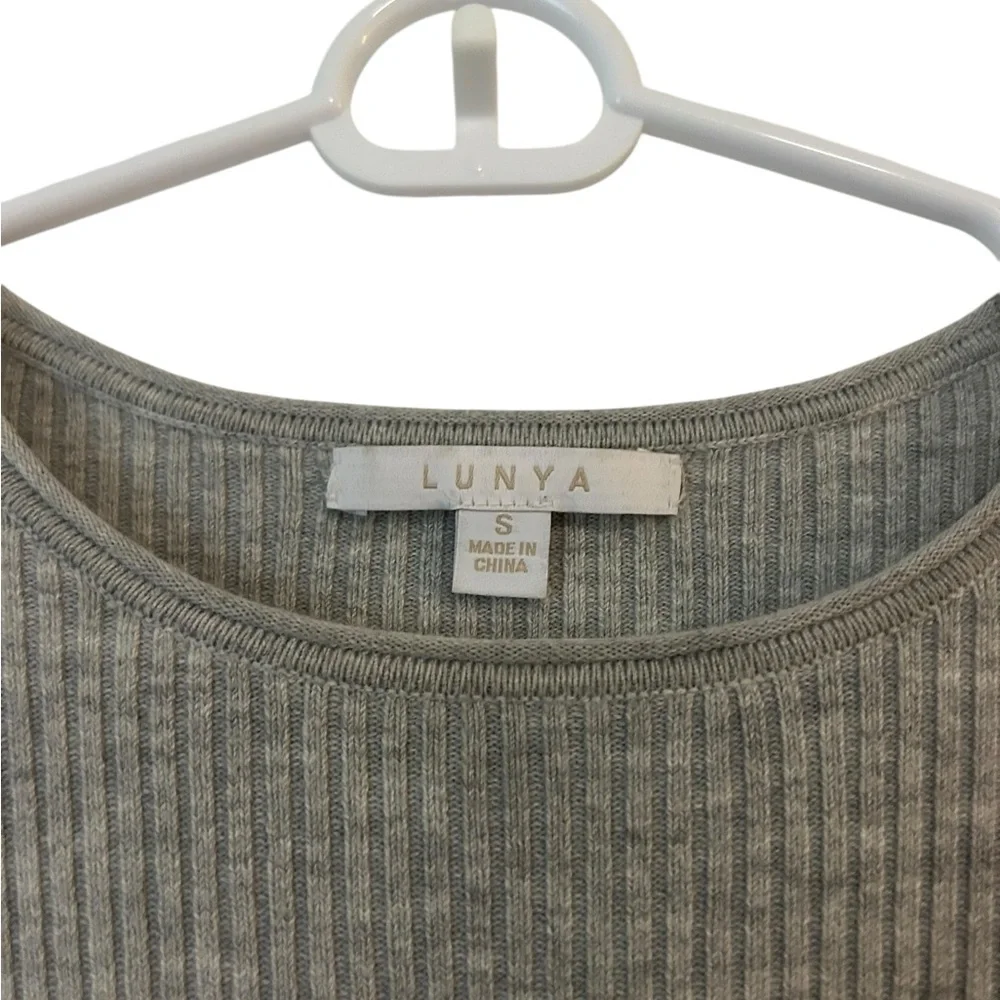 Lunya Cotton Silk Blend T-Shirt Short Sleeve Fitted Knit Size Small - Picture 2 of 5